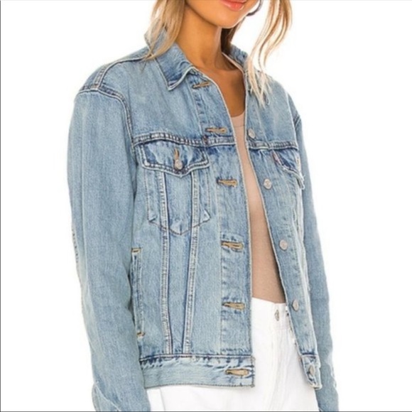 Levi's Jackets & Blazers - Levi’s denim jacket